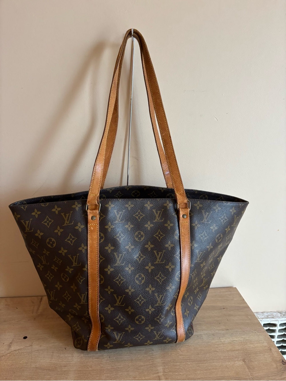 Authentic Louis Vuitton sac shopping x large bag